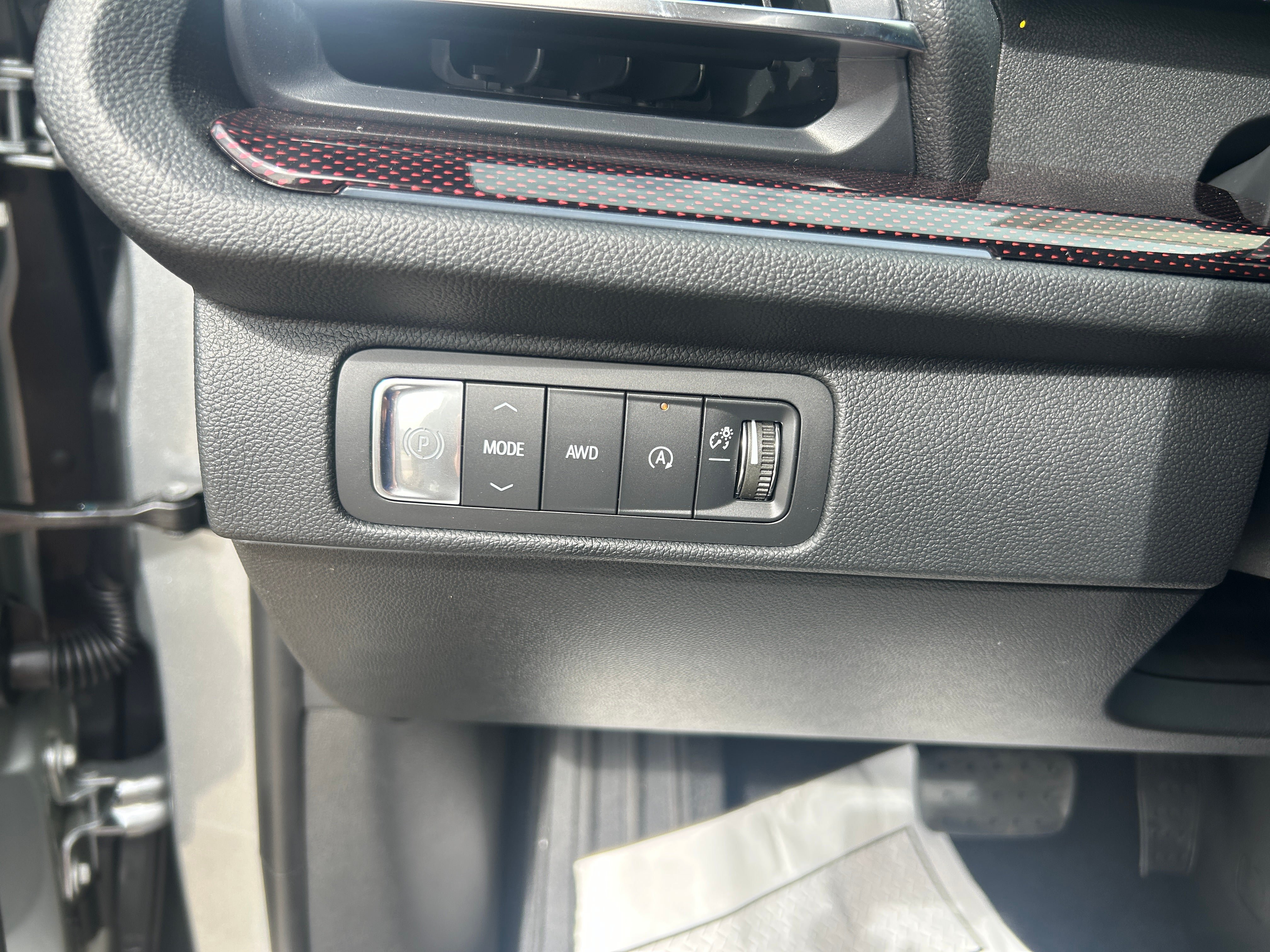 New 2026 Chevrolet Traverse Z71 w/ Driver Confidence Package AWD/4WD image 17