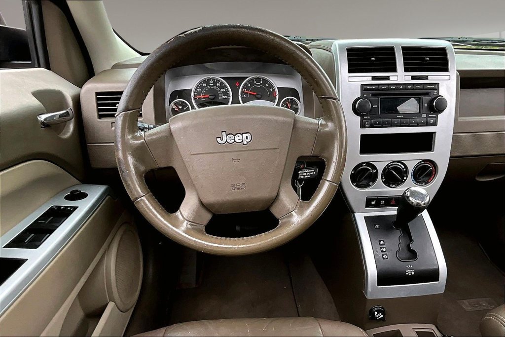 Used 2008 Jeep Patriot Limited FWD image 5
