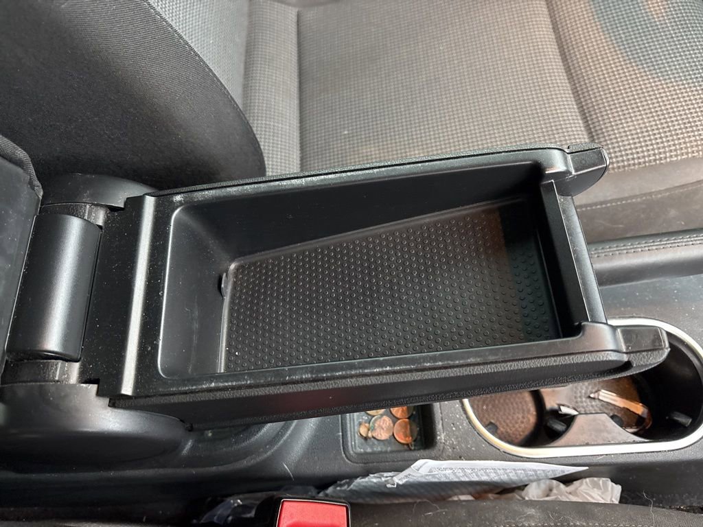 Used 2018 Volkswagen Beetle 2.0T S image 25