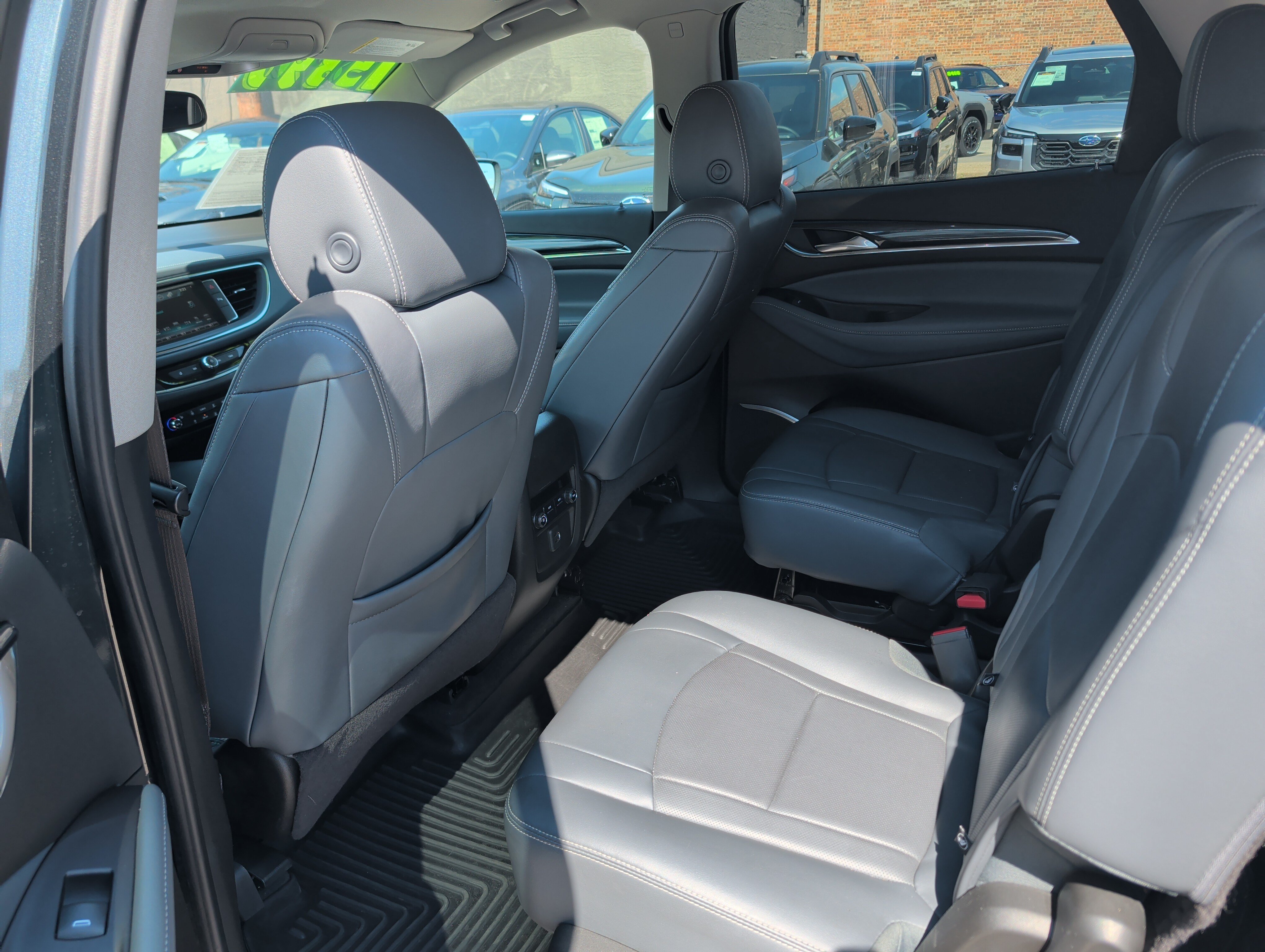Used 2019 Buick Enclave Essence FWD image 26