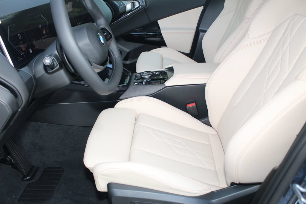 Used 2026 BMW X3 xDrive30i w/ Convenience Package AWD/4WD image 18