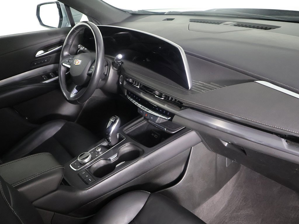 Used 2024 Cadillac XT4 Premium Luxury image 25