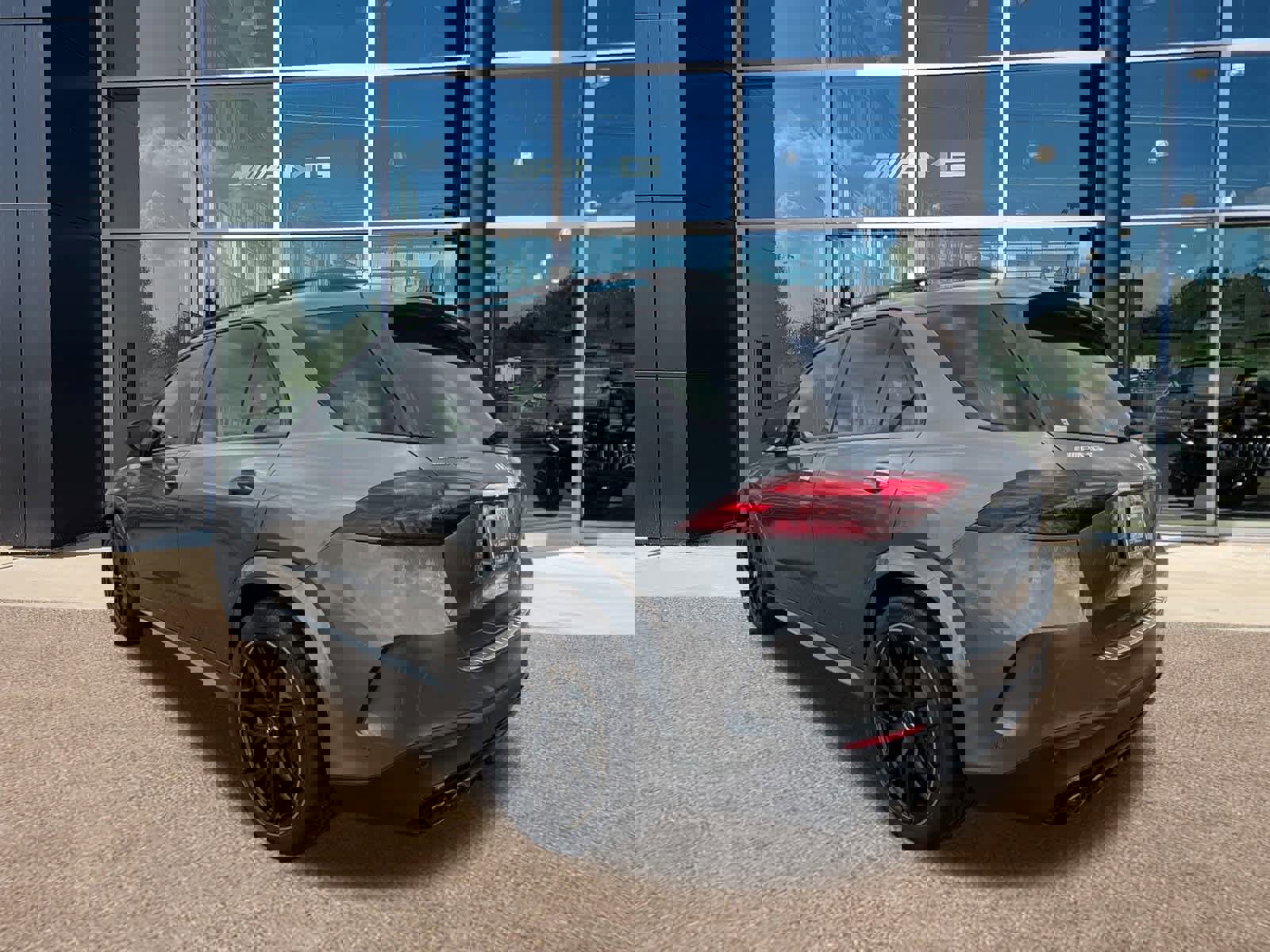 New 2026 Mercedes-Benz GLE 53 AMG 4MATIC image 3