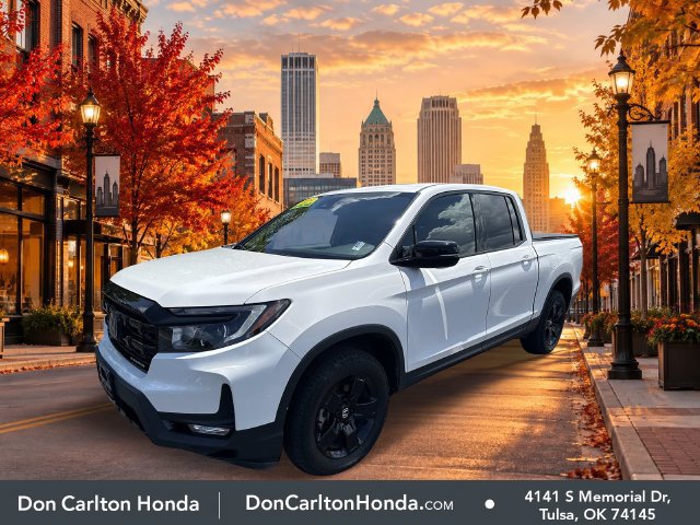 Used 2025 Honda Ridgeline Black Edition image 3