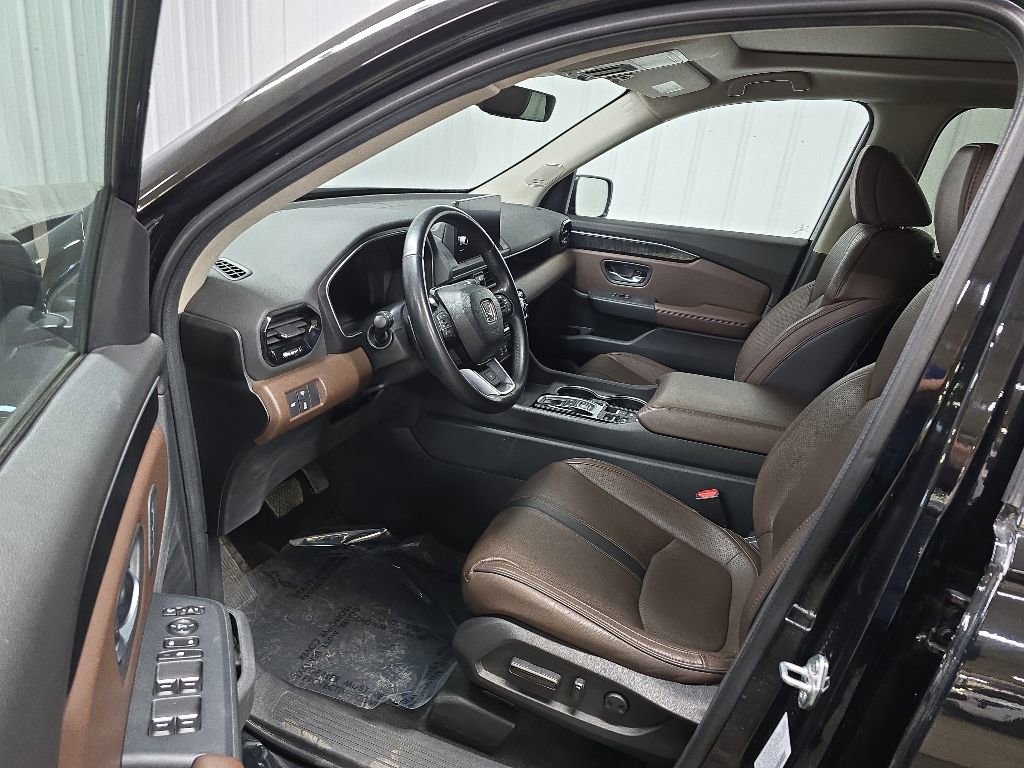Used 2024 Honda Pilot Elite image 29