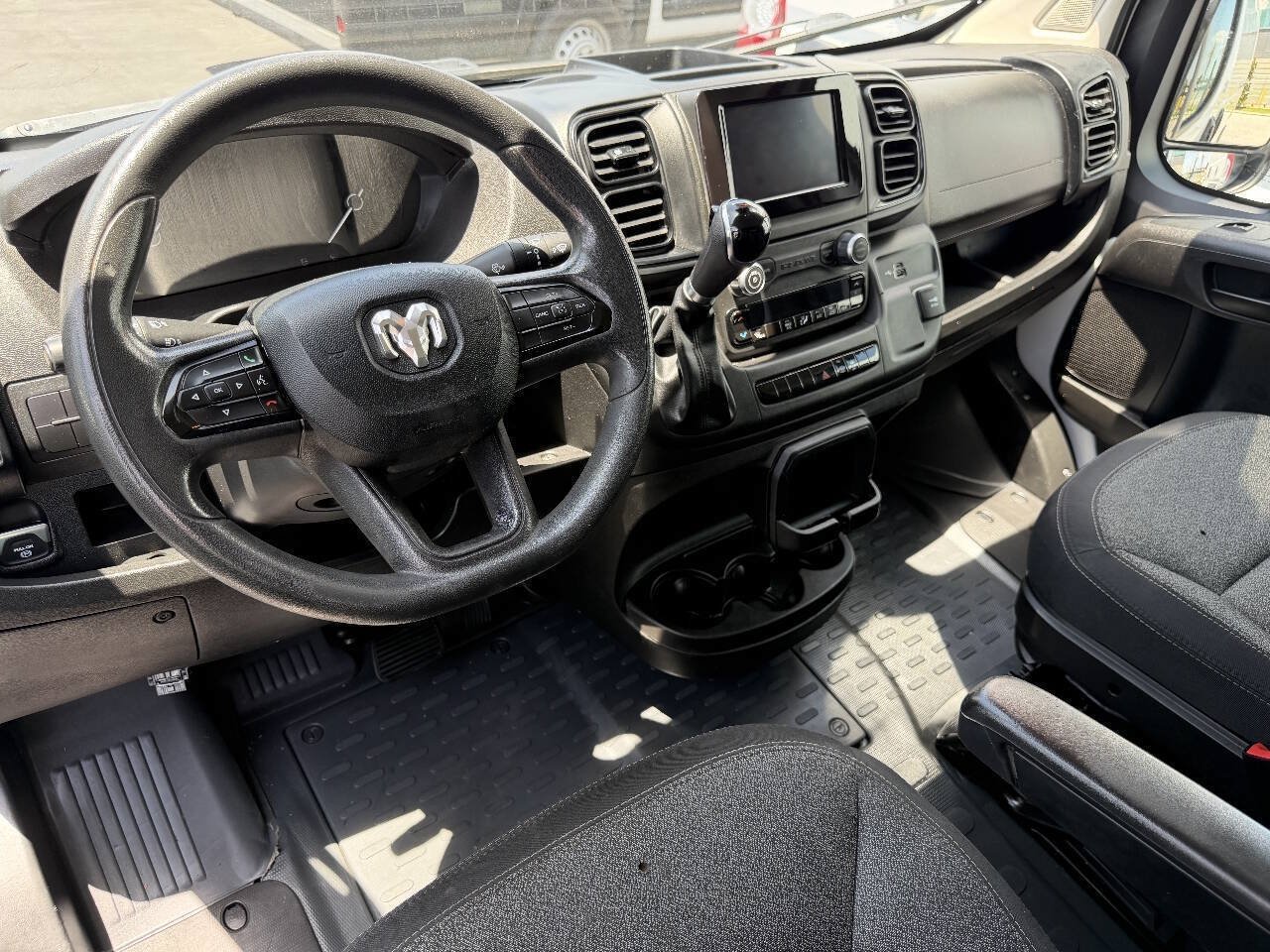 Used 2023 RAM ProMaster 2500 FWD image 17