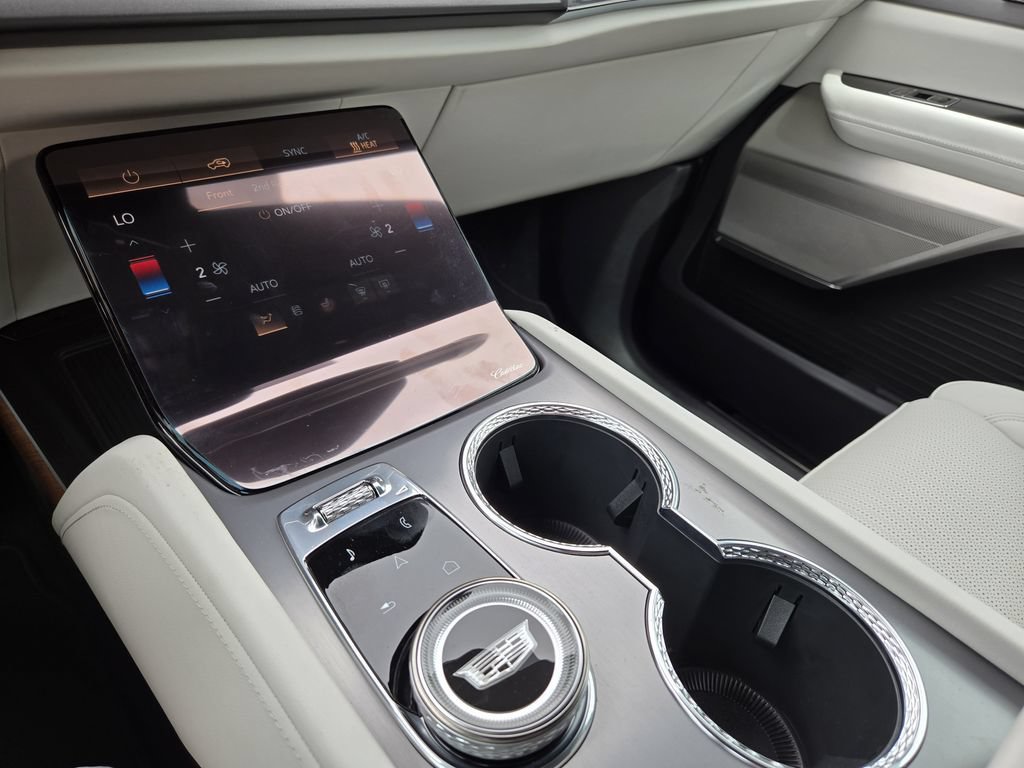 New 2027 Cadillac Vistiq Sport AWD/4WD image 13
