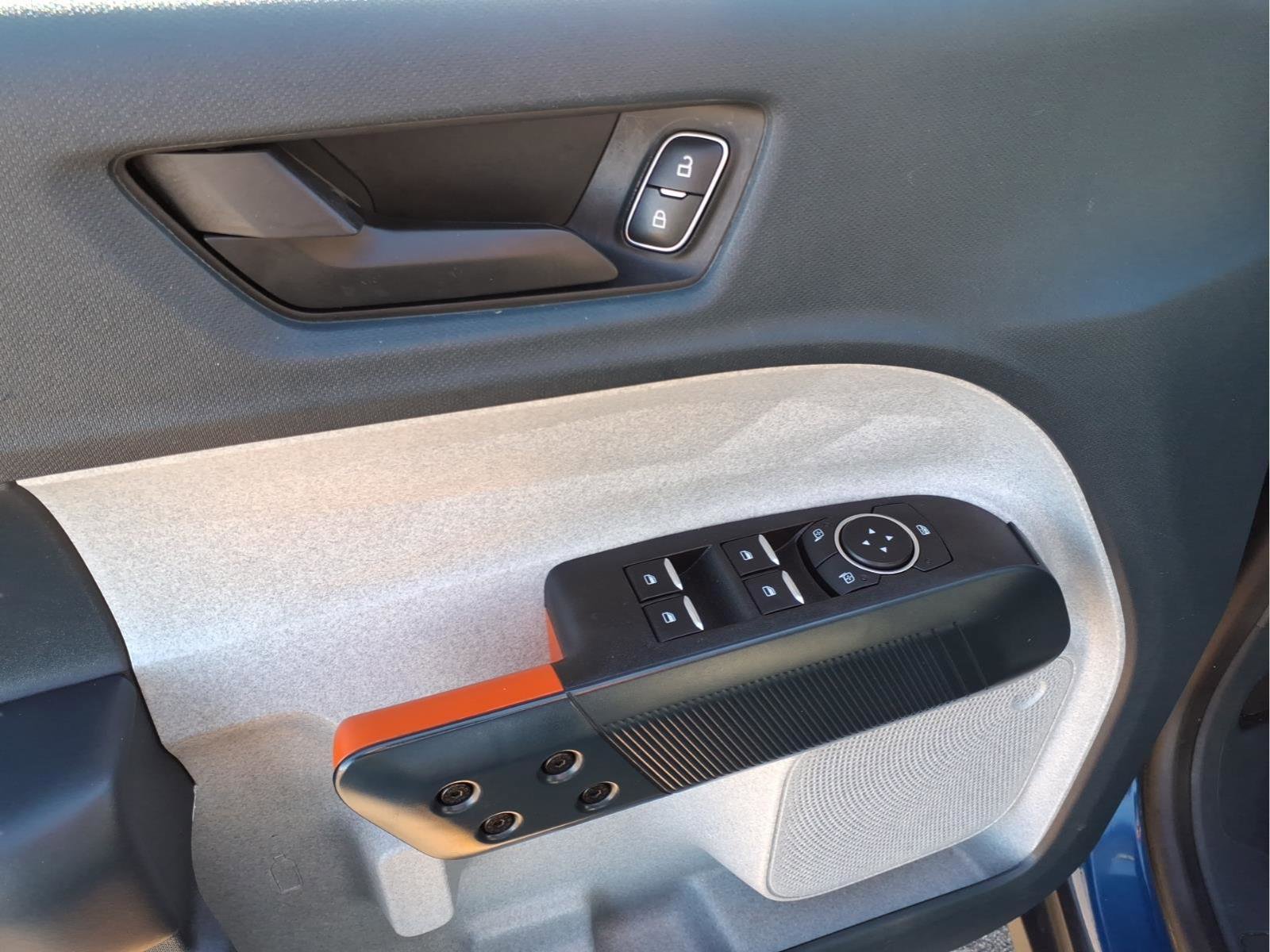 Used 2024 Ford Maverick XLT w/ XLT Luxury Package image 11