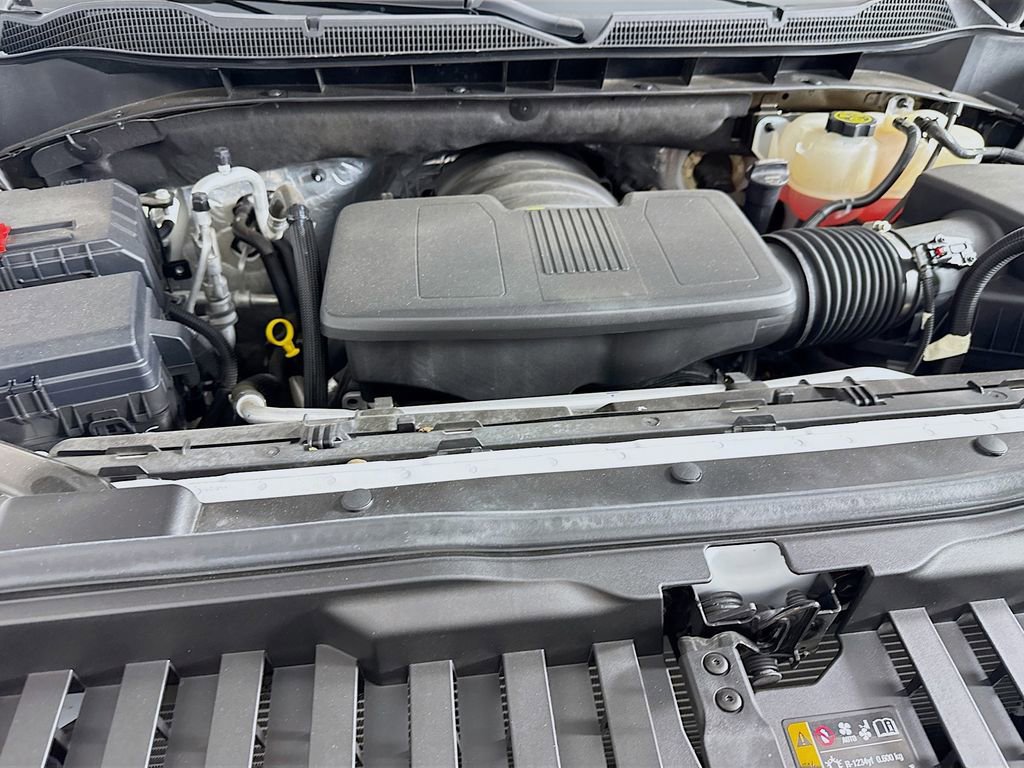 Used 2024 Chevrolet Silverado 1500 ZR2 w/ Technology Package image 36