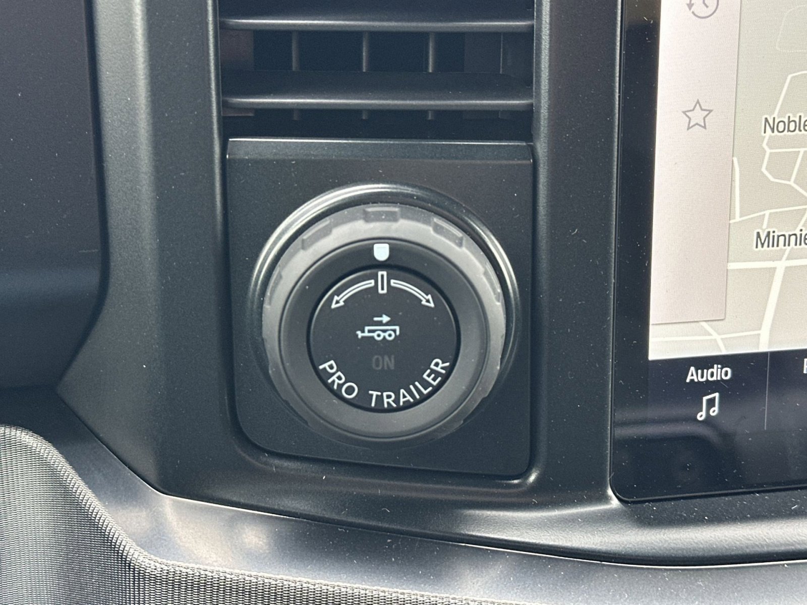 New 2025 Ford F350 Platinum image 30