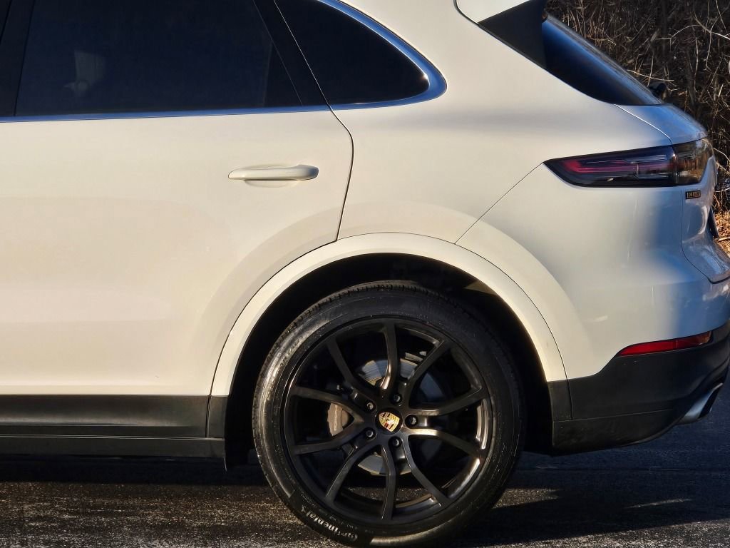 Certified 2020 Porsche Cayenne image 13