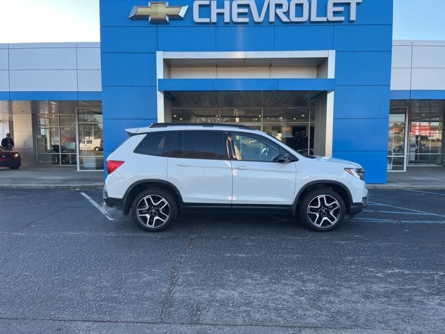 Used 2022 Honda Passport Elite image 3