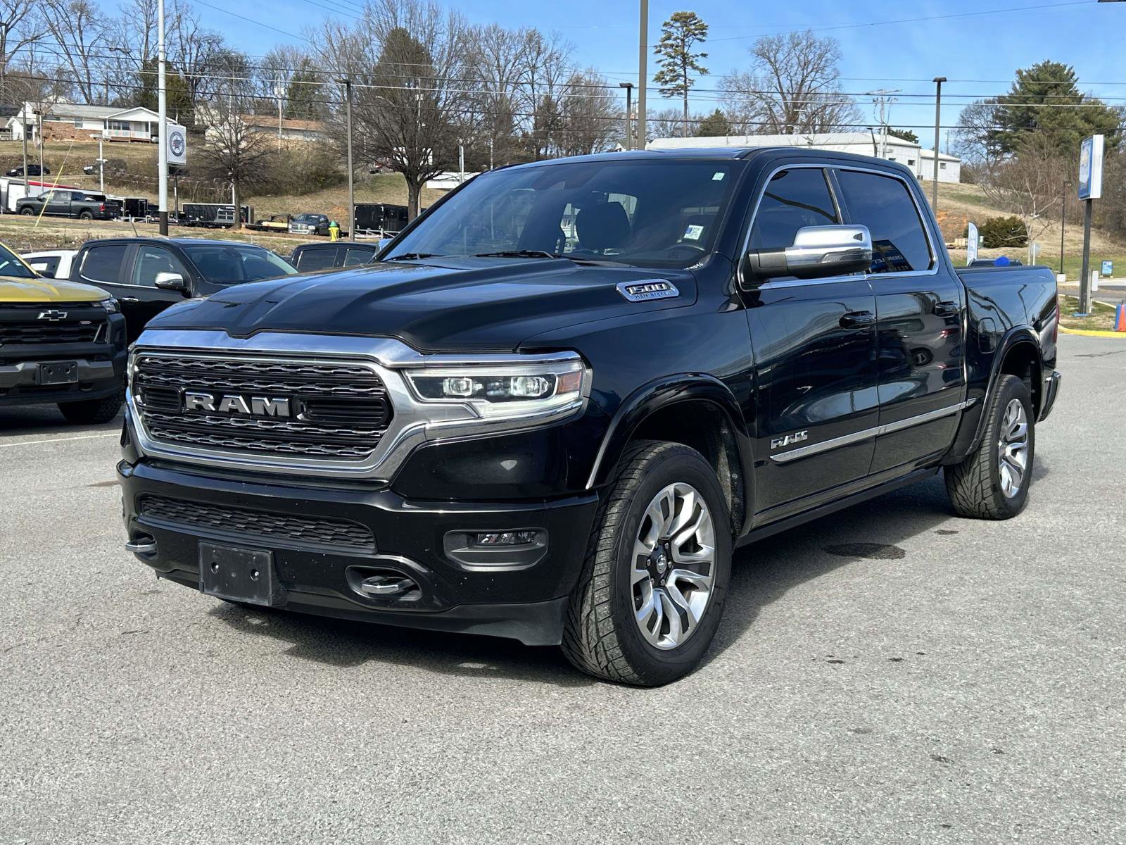 Used 2023 RAM 1500 Limited w/ Body Color Bumper Group image 7