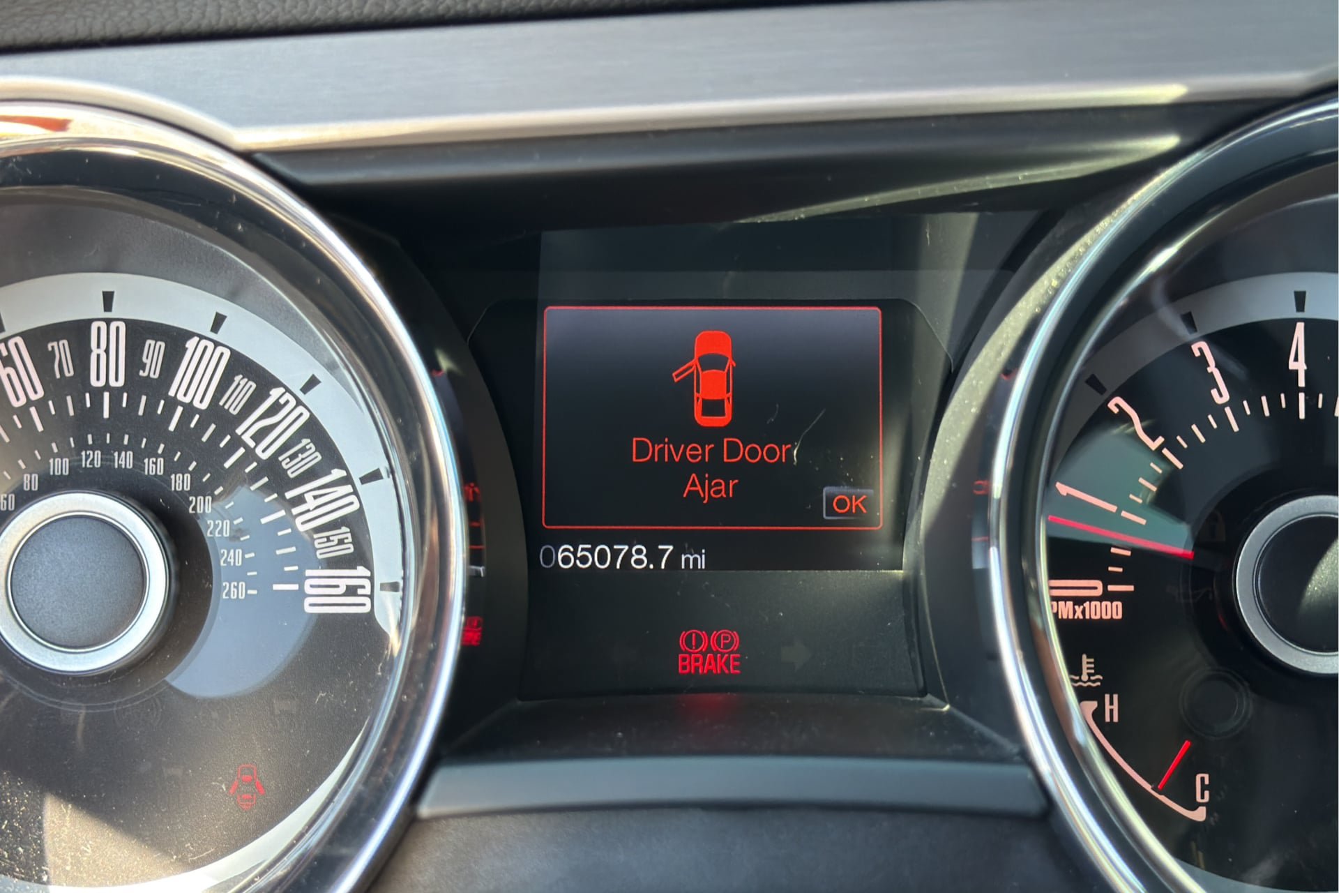 Used 2013 Ford Mustang GT Premium w/ Security Pkg RWD image 30