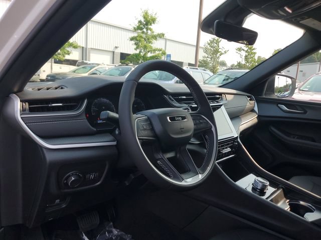 New 2026 Jeep Grand Cherokee Laredo X RWD image 20