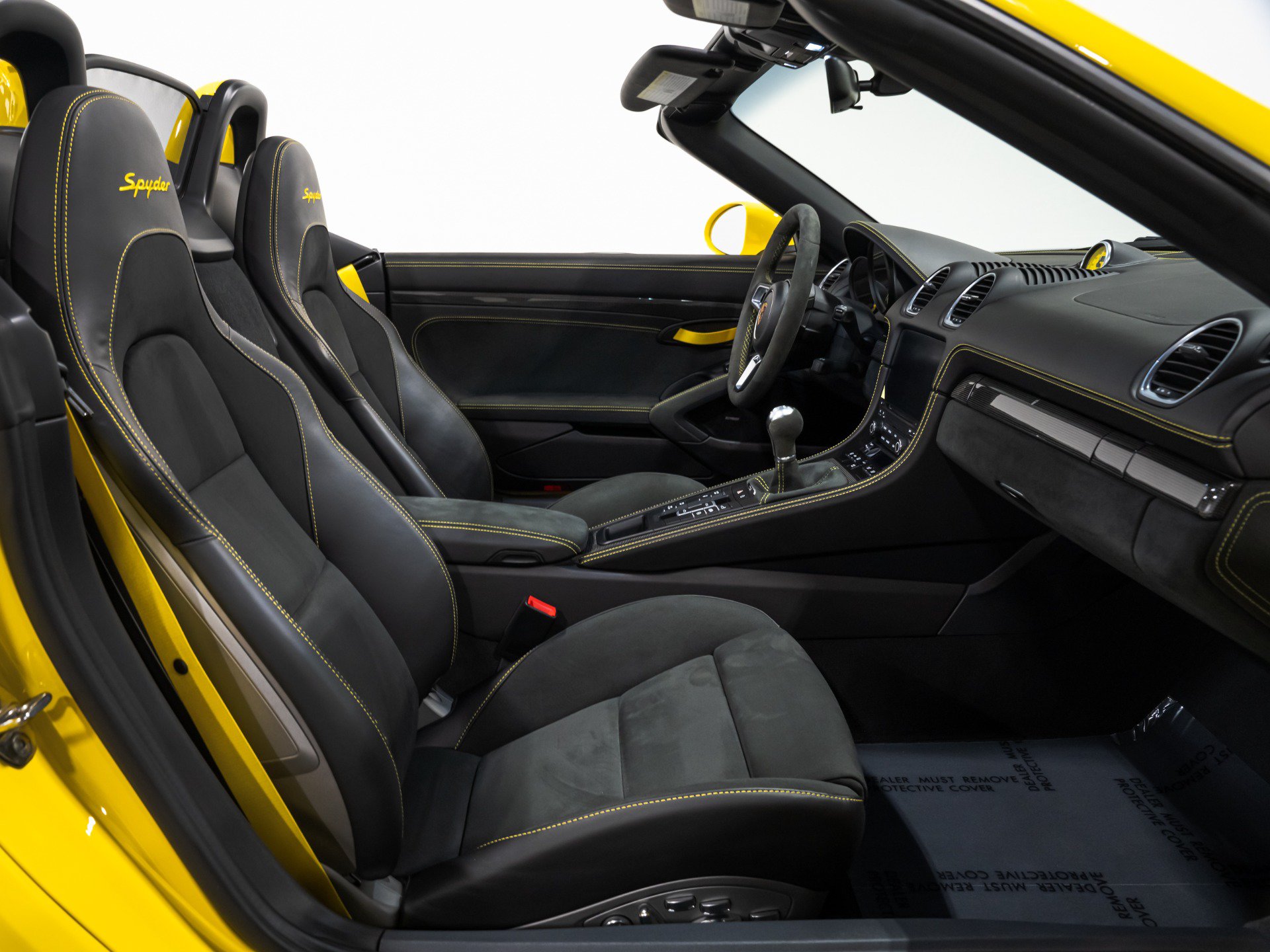 Used 2022 Porsche 718 Boxster Spyder RWD image 66