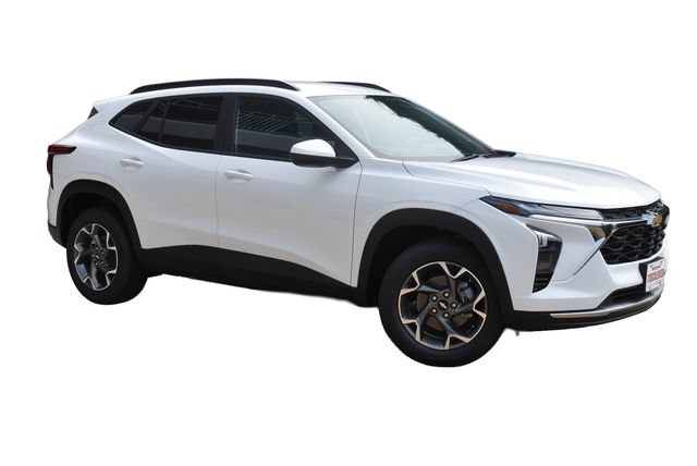 New 2026 Chevrolet Trax LT FWD image 2