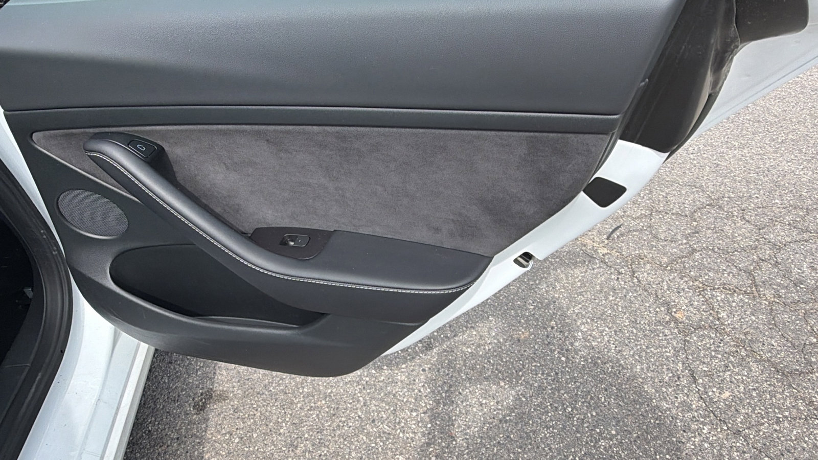 Used 2023 Tesla Model 3 Standard Range RWD image 21