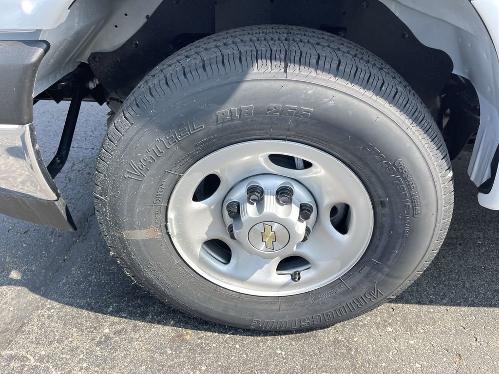 New 2025 Chevrolet Express 3500 Extended w/ Driver Convenience Package image 6