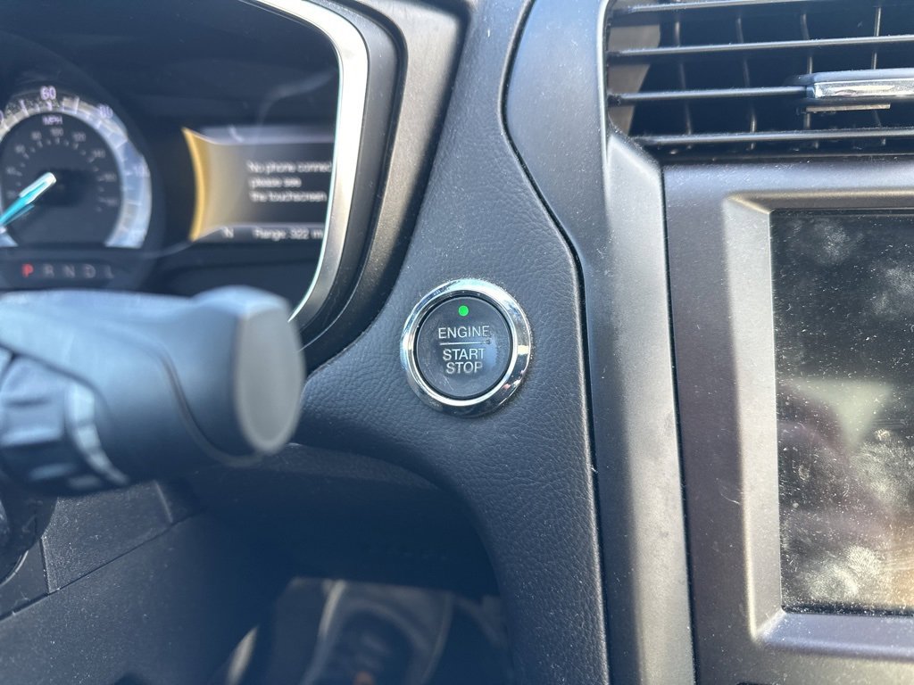 Used 2017 Ford Fusion Titanium image 26