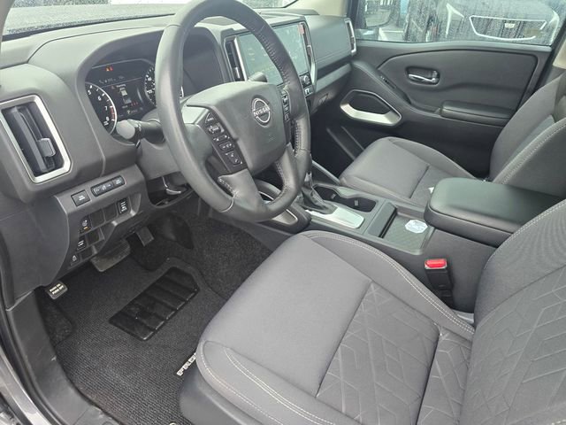 Used 2025 Nissan Frontier SV w/ SV Convenience Package RWD image 20