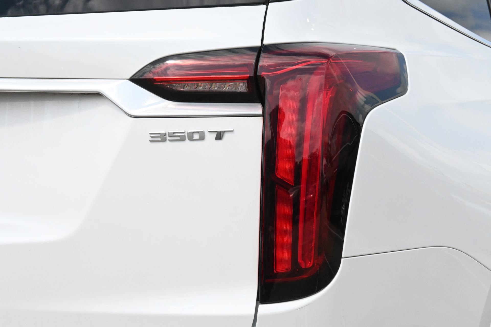 Certified 2023 Cadillac XT6 Luxury FWD image 23