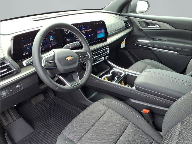 Used 2025 Chevrolet Traverse LT w/ Driver Confidence Package FWD image 19