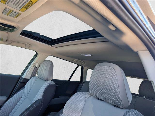 Used 2025 Subaru Outback Premium image 15