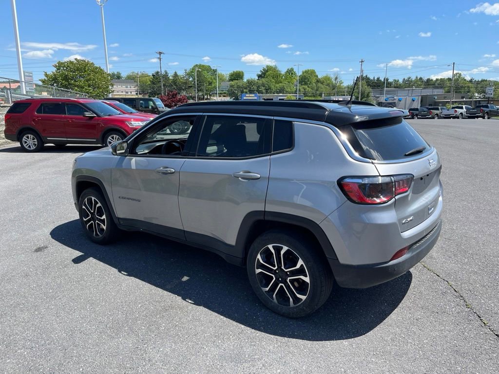 Used 2023 Jeep Compass Limited AWD/4WD image 7