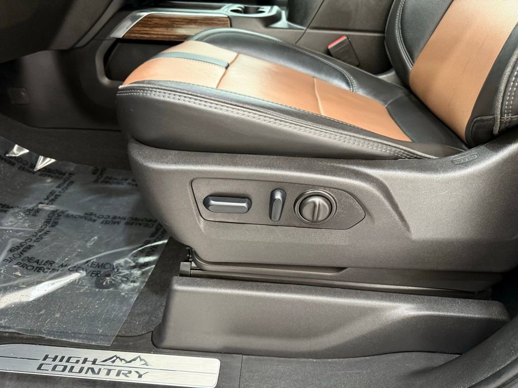 Used 2023 Chevrolet Silverado 3500 High Country w/ Z71 Off-Road Package image 16