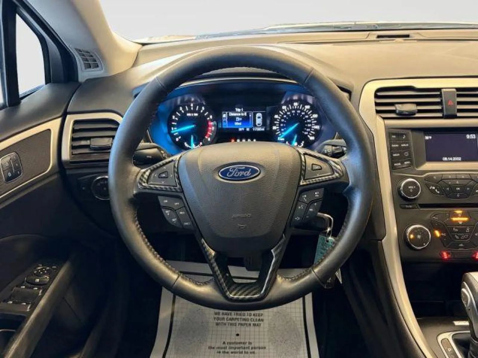 Used 2016 Ford Fusion SE w/ Equipment Group 202A image 23