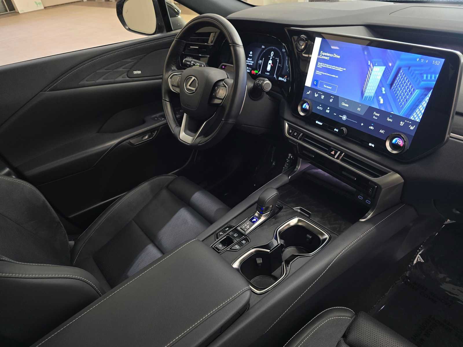 Used 2025 Lexus RX 450h AWD w/ Convenience Package image 29