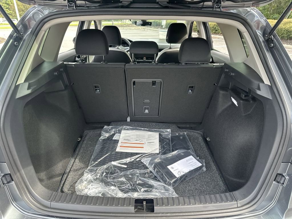New 2025 Volkswagen Taos S image 24