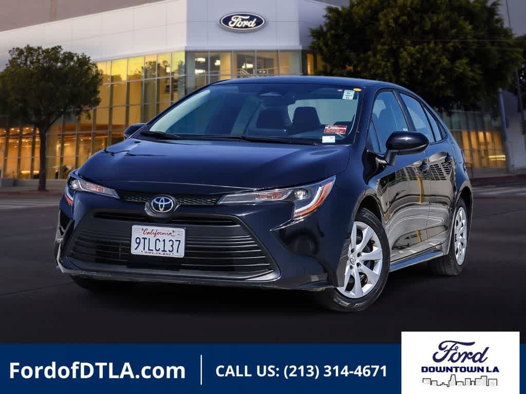 Used 2025 Toyota Corolla LE FWD image 1