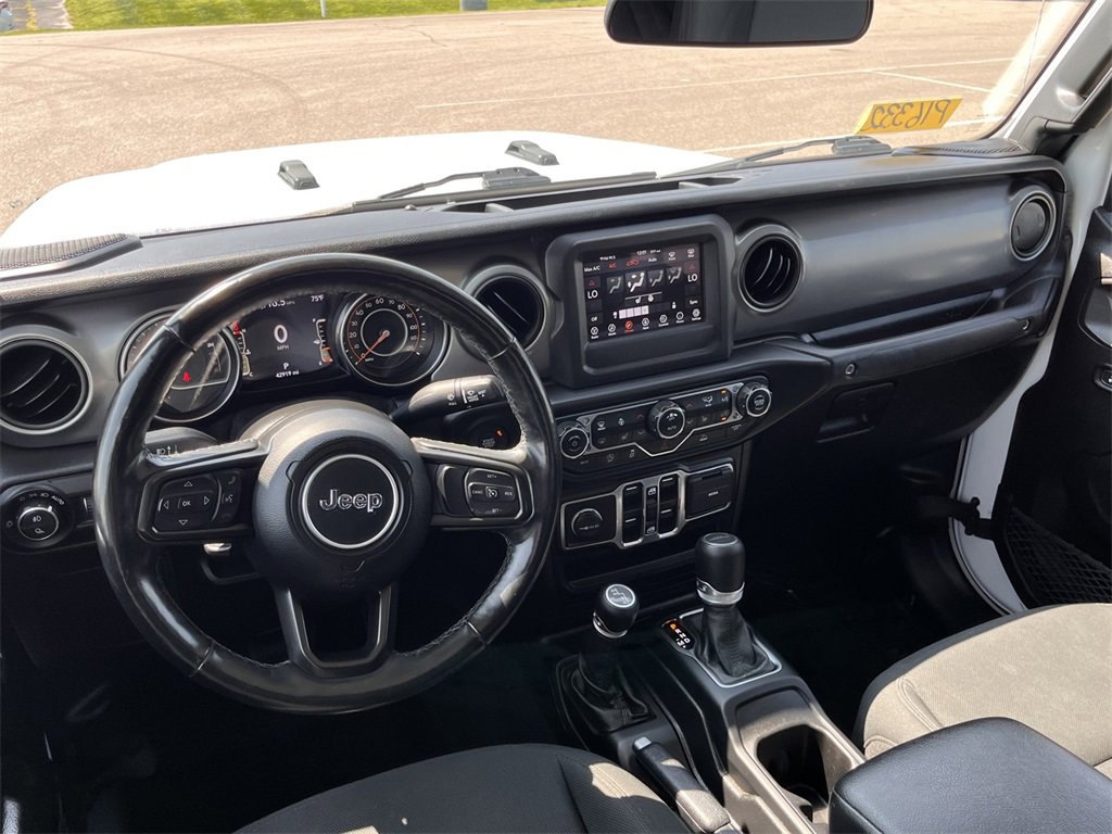 Used 2021 Jeep Gladiator Willys image 15