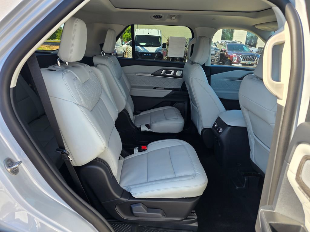 New 2026 Ford Explorer Platinum AWD/4WD image 31