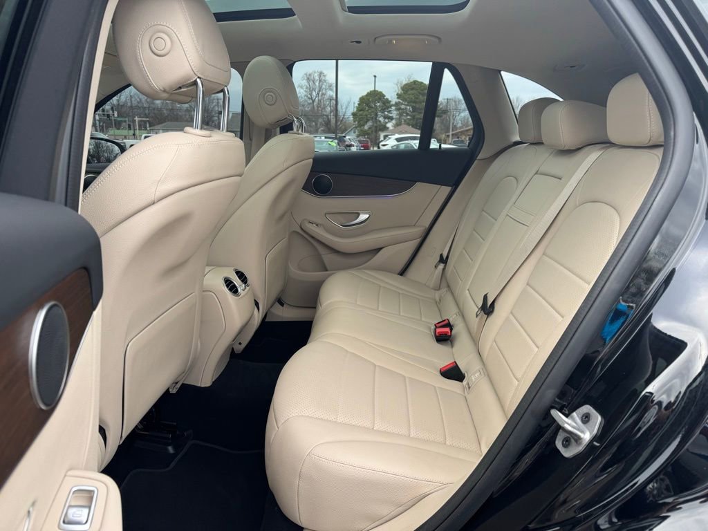 Used 2022 Mercedes-Benz GLC 300 4MATIC w/ Premium Package Lite image 20