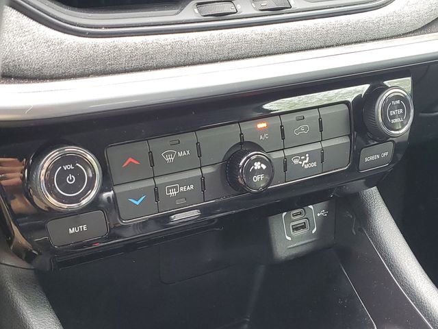Used 2022 Jeep Compass Latitude AWD/4WD image 28