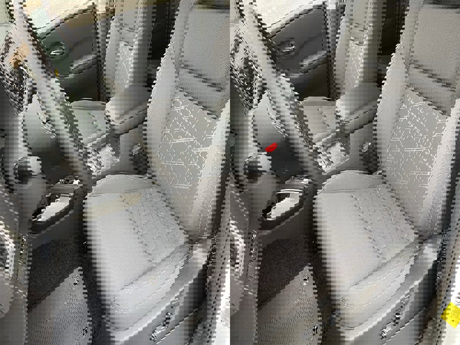 New 2026 Nissan Frontier SV w/ Tow Package image 21