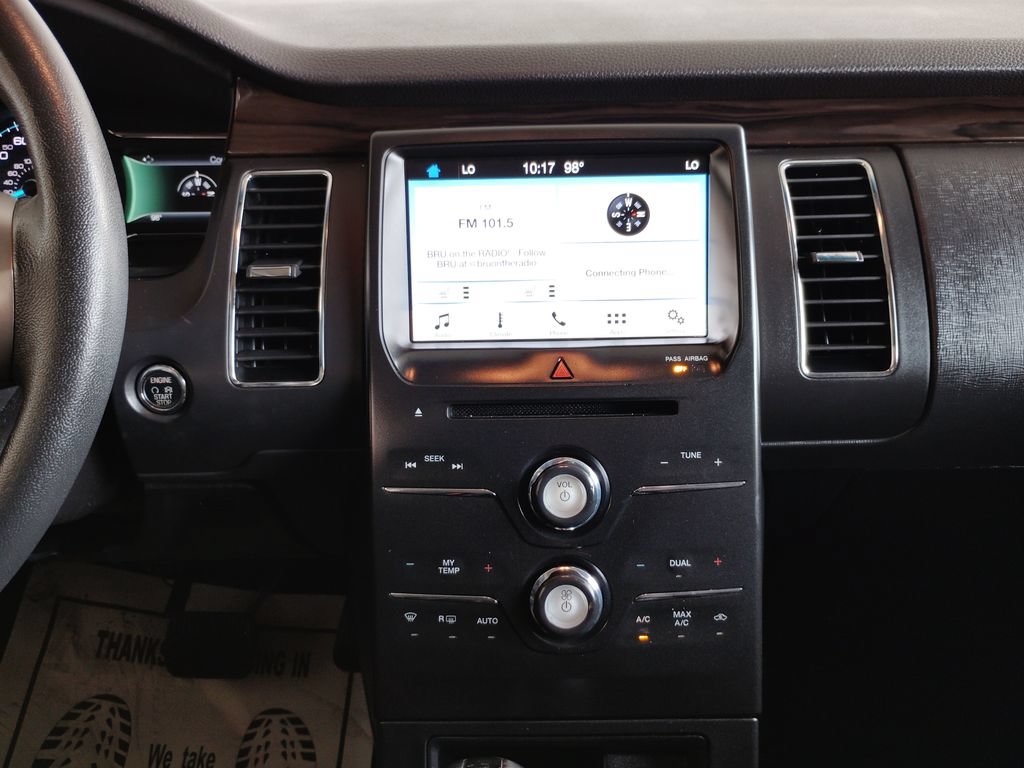Used 2019 Ford Flex SEL AWD/4WD image 39