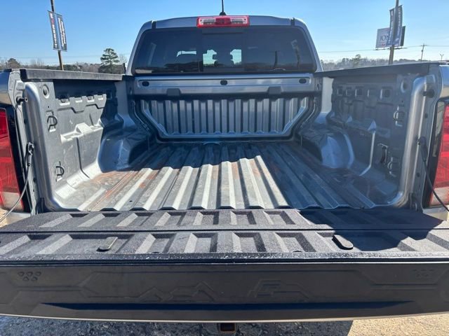 Used 2023 Chevrolet Colorado Z71 w/ Z71 Convenience Package 2 image 15