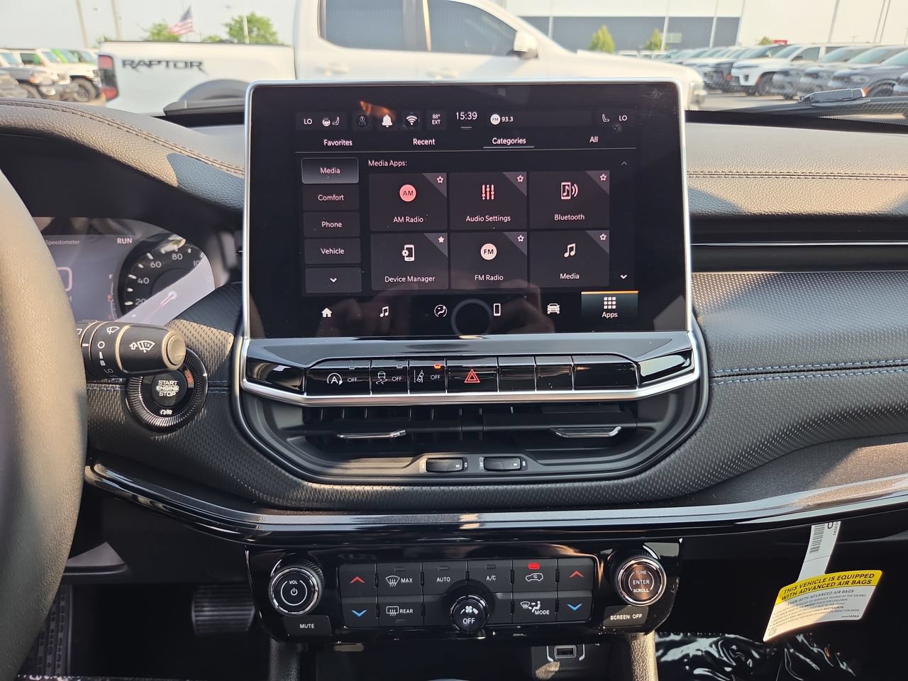 New 2026 Jeep Compass Latitude AWD/4WD image 25