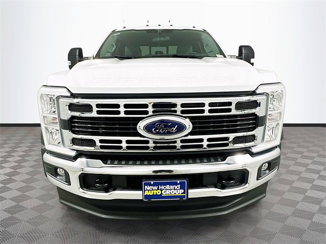 New 2026 Ford F550 4x4 Supercab Super Duty image 2
