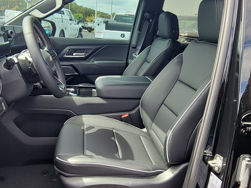 New 2026 Chevrolet Silverado EV LT AWD/4WD image 18