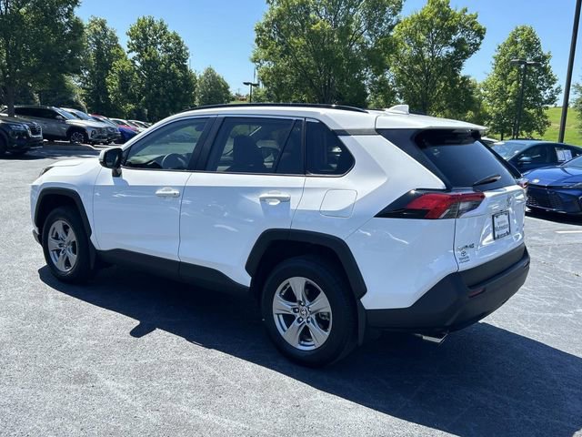 Used 2025 Toyota RAV4 XLE FWD image 6