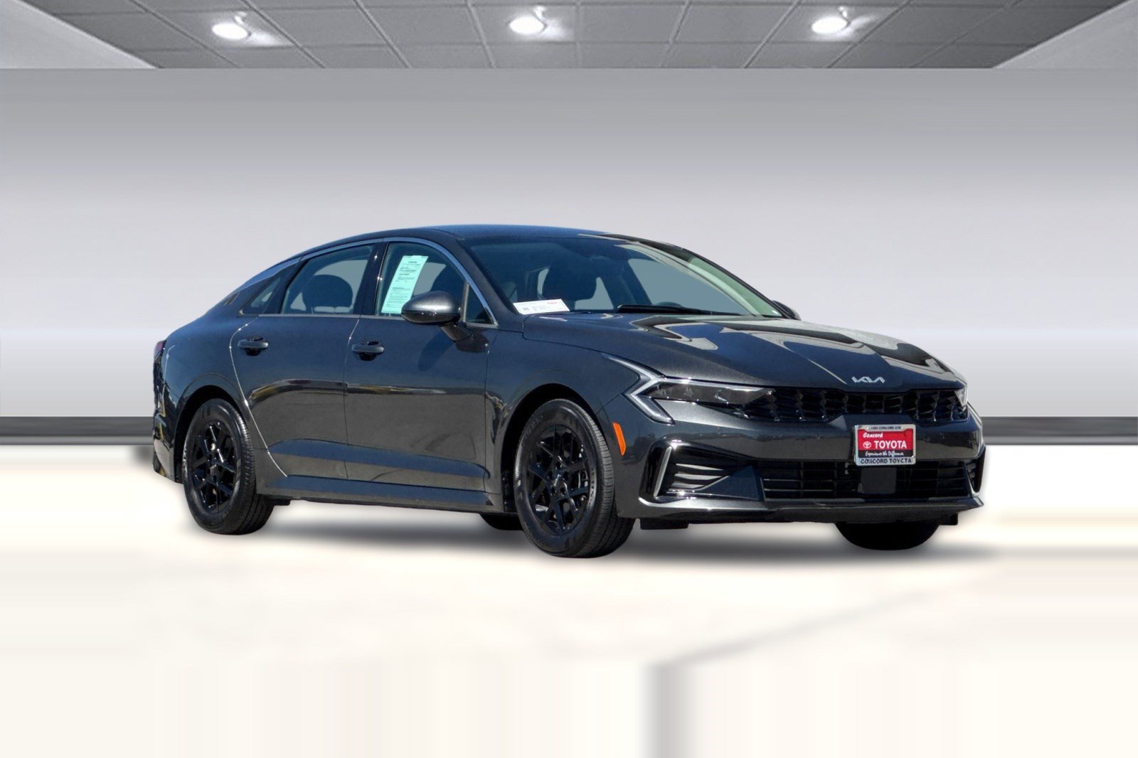 Used 2025 Kia K5 LXS FWD image 6