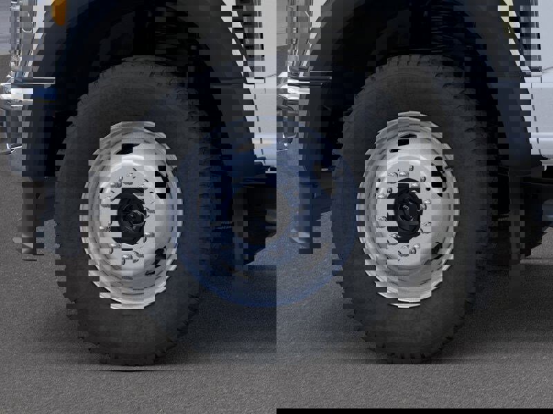 New 2025 Ford F450 XL w/ XL Chrome Package image 41
