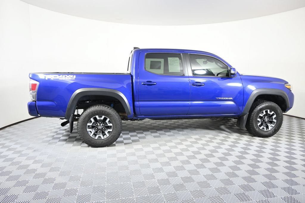 Used 2022 Toyota Tacoma TRD Off-Road w/ Technology Package AWD/4WD image 8