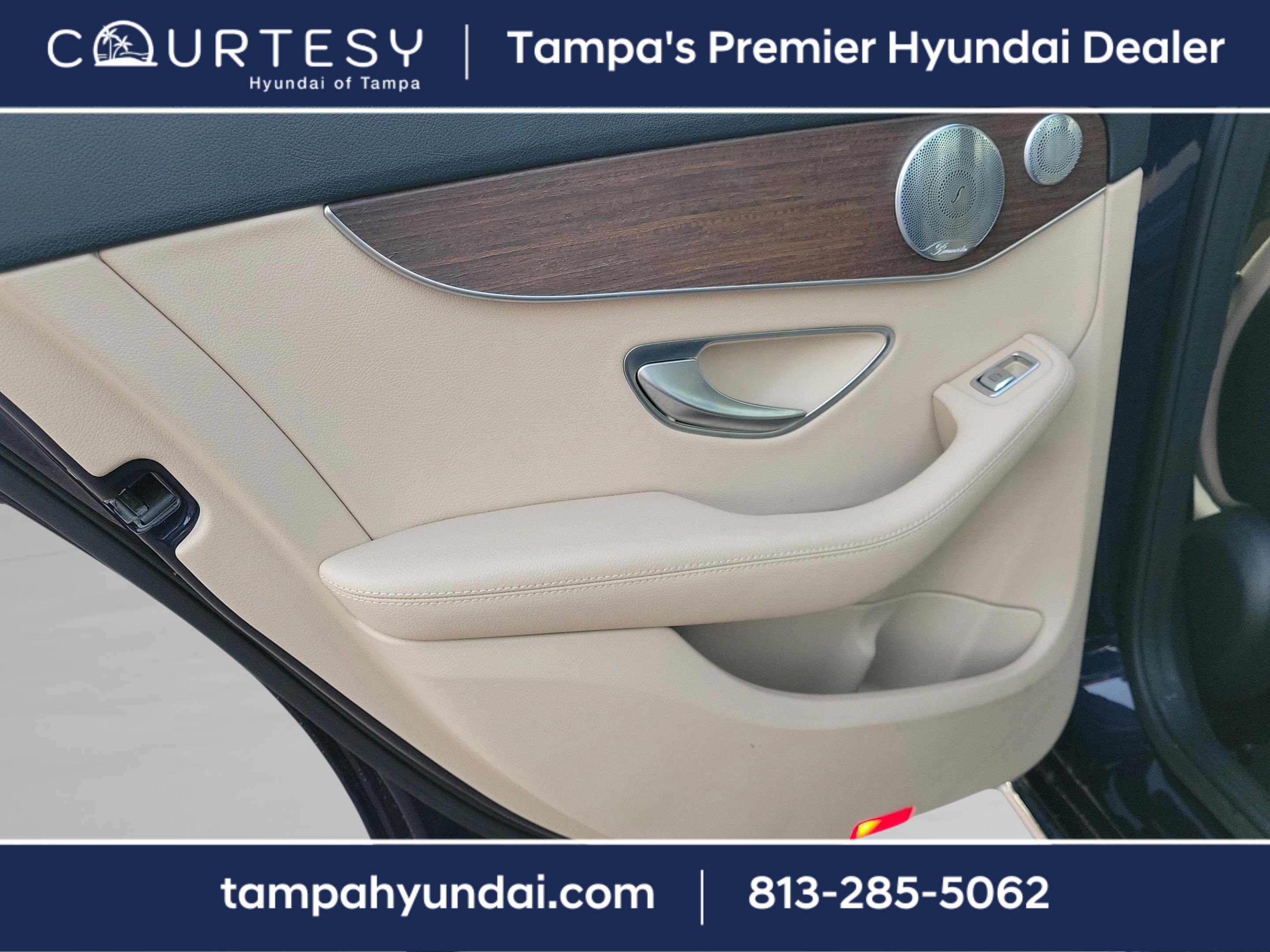 Used 2020 Mercedes-Benz C 300 4MATIC Sedan image 10