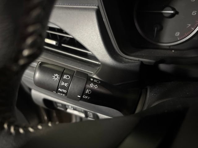 Used 2025 Subaru Forester Premium AWD/4WD image 26
